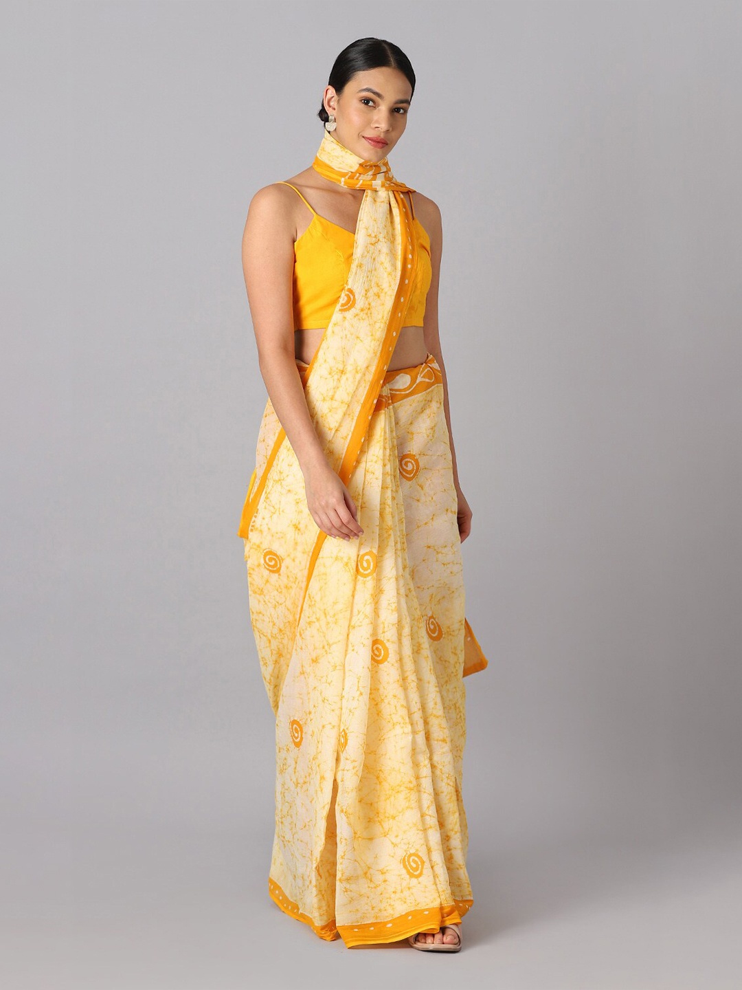 

Taneira Yellow & Cream-Coloured Batik Pure Cotton Saree