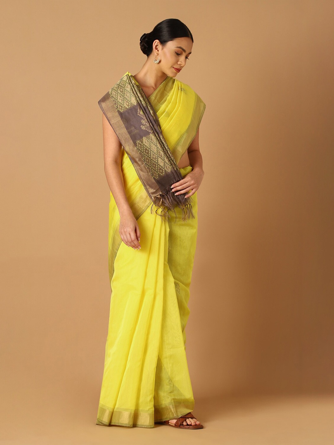 

Taneira Yellow & Gold-Toned Zari Silk Cotton Saree