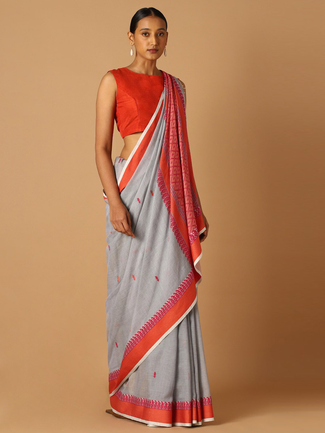 

Taneira Grey & Red Woven Design Pure Cotton Saree