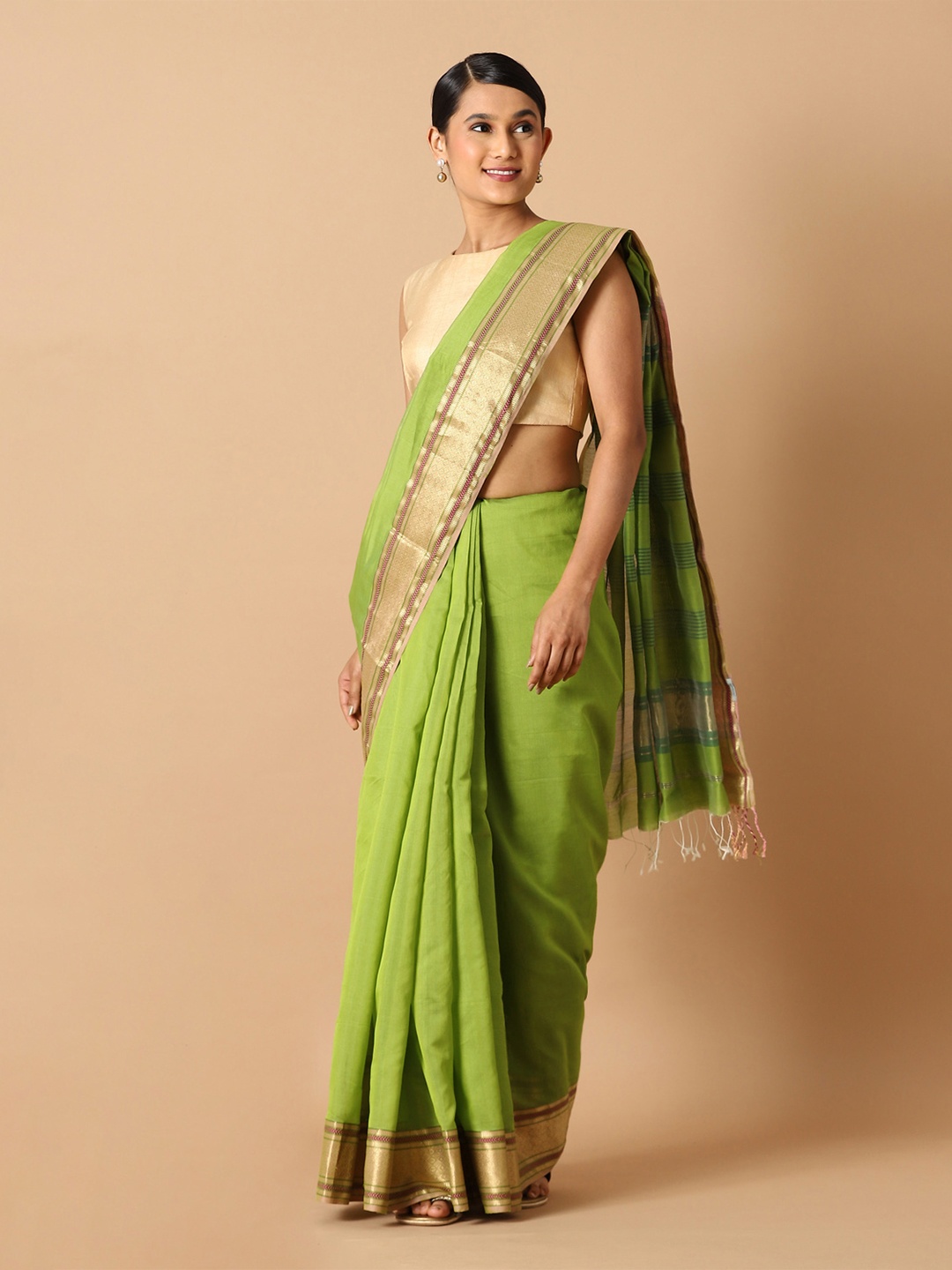 

Taneira Green Zari Silk Cotton Maheshwari Saree