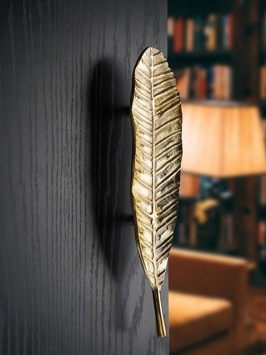 

Folkstorys Gold-toned Textured Door Knob