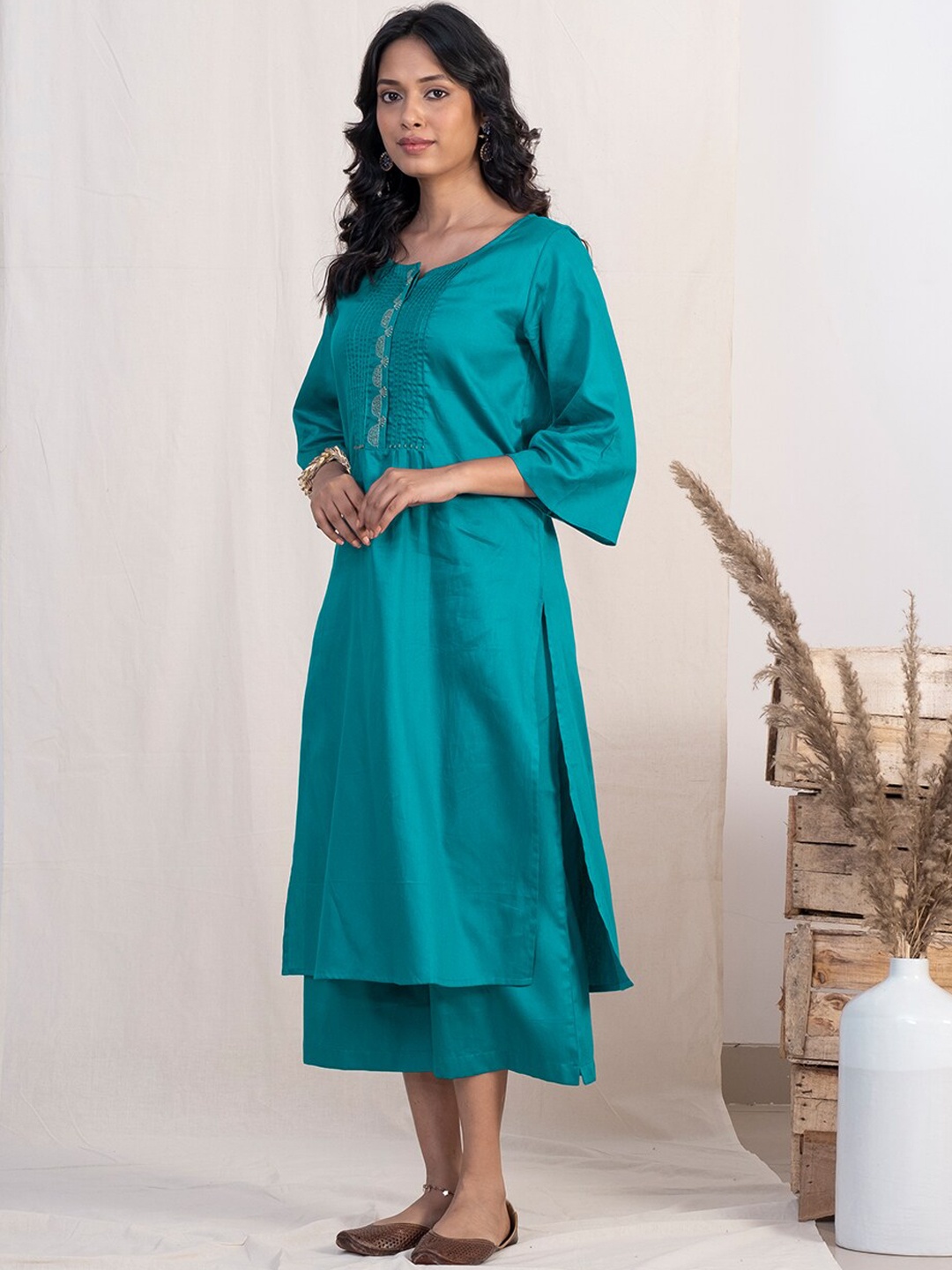 AKISO Women Blue Solid Flared Sleeves Cotton Kurta