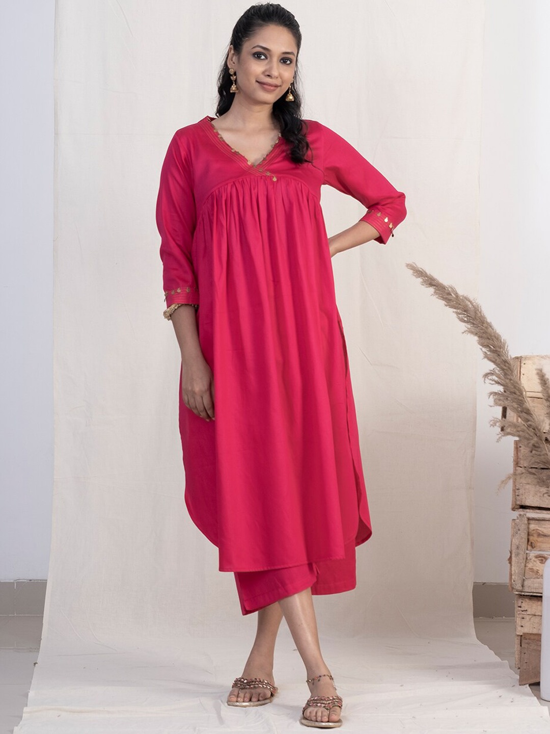 

AKISO Women Pink Solid Kurta