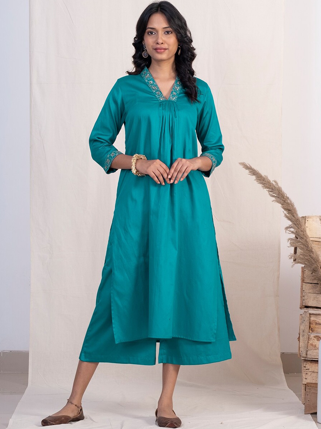 

AKISO Women Blue Pleated Pure Cotton Kurta with Palazzos