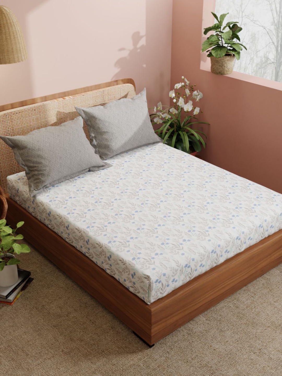 

BIANCA 210 TC White & Blue Floral Pure Cotton King Bedsheet with 2 Pillow Covers