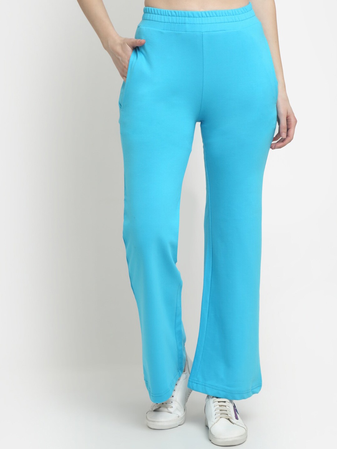 

EVERDION Women Blue Solid Pure Cotton Flared Track Pants