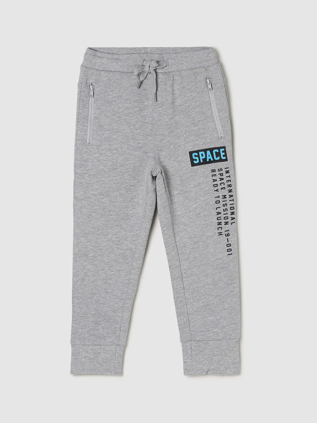 

max Boys Grey Solid Joggers