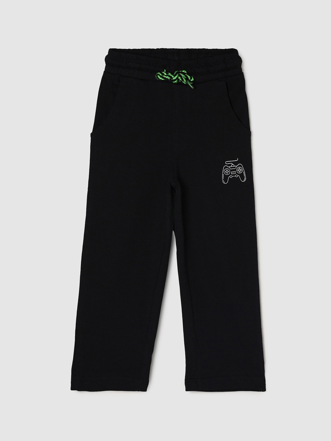 

max Boys Black Solid Track Pants