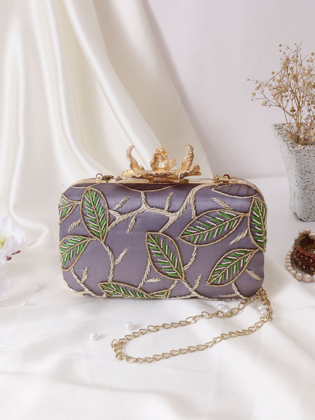 

Swisni Grey & Gold-Toned Printed Box Clutch