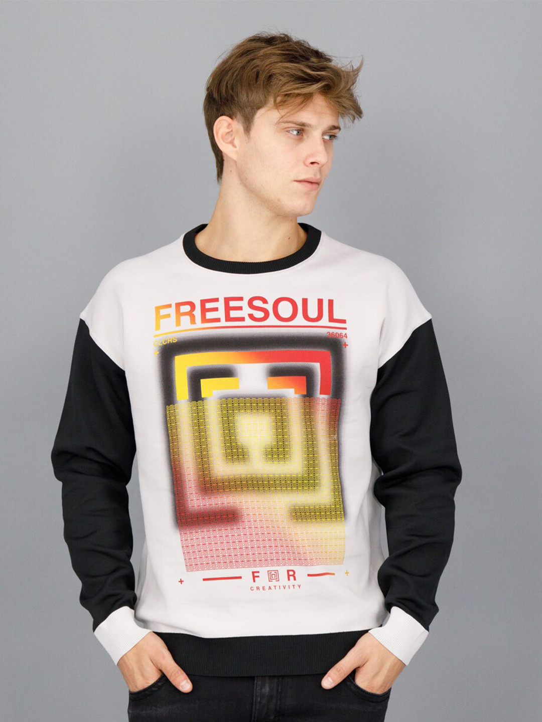 

FREESOUL Men Off White & Black Printed Polyester Sweatshirt