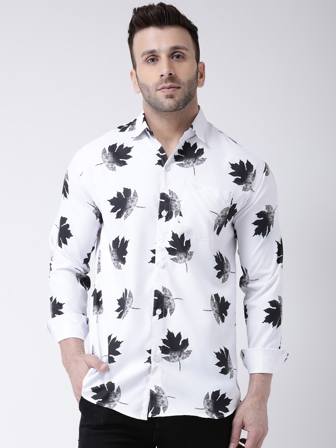 

RIAG Men White Regular Fit Tropical Printed Cotton Casual Shirt