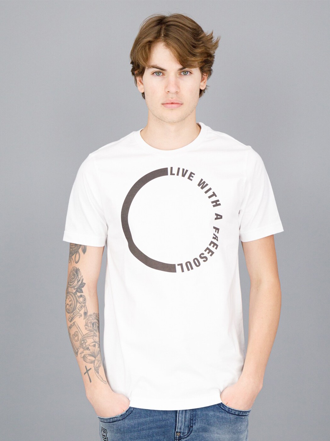 

FREESOUL Men White & Black Pure Cotton Printed T-shirt