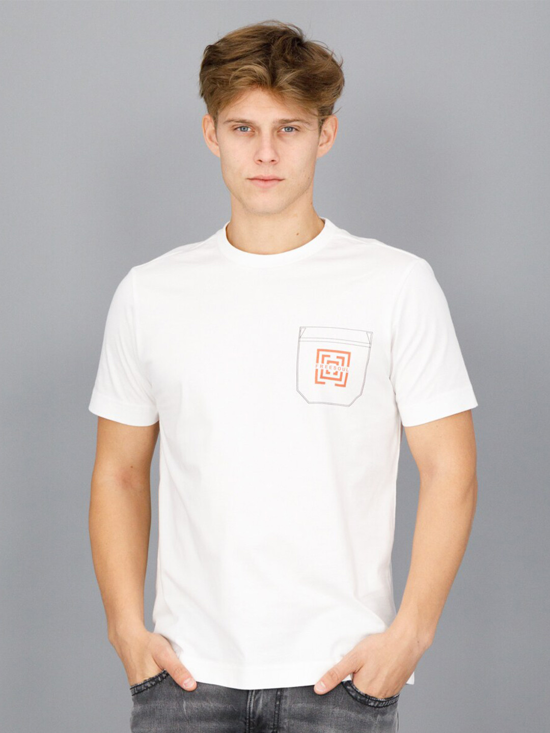 

FREESOUL Men White Cotton Solid T-shirt