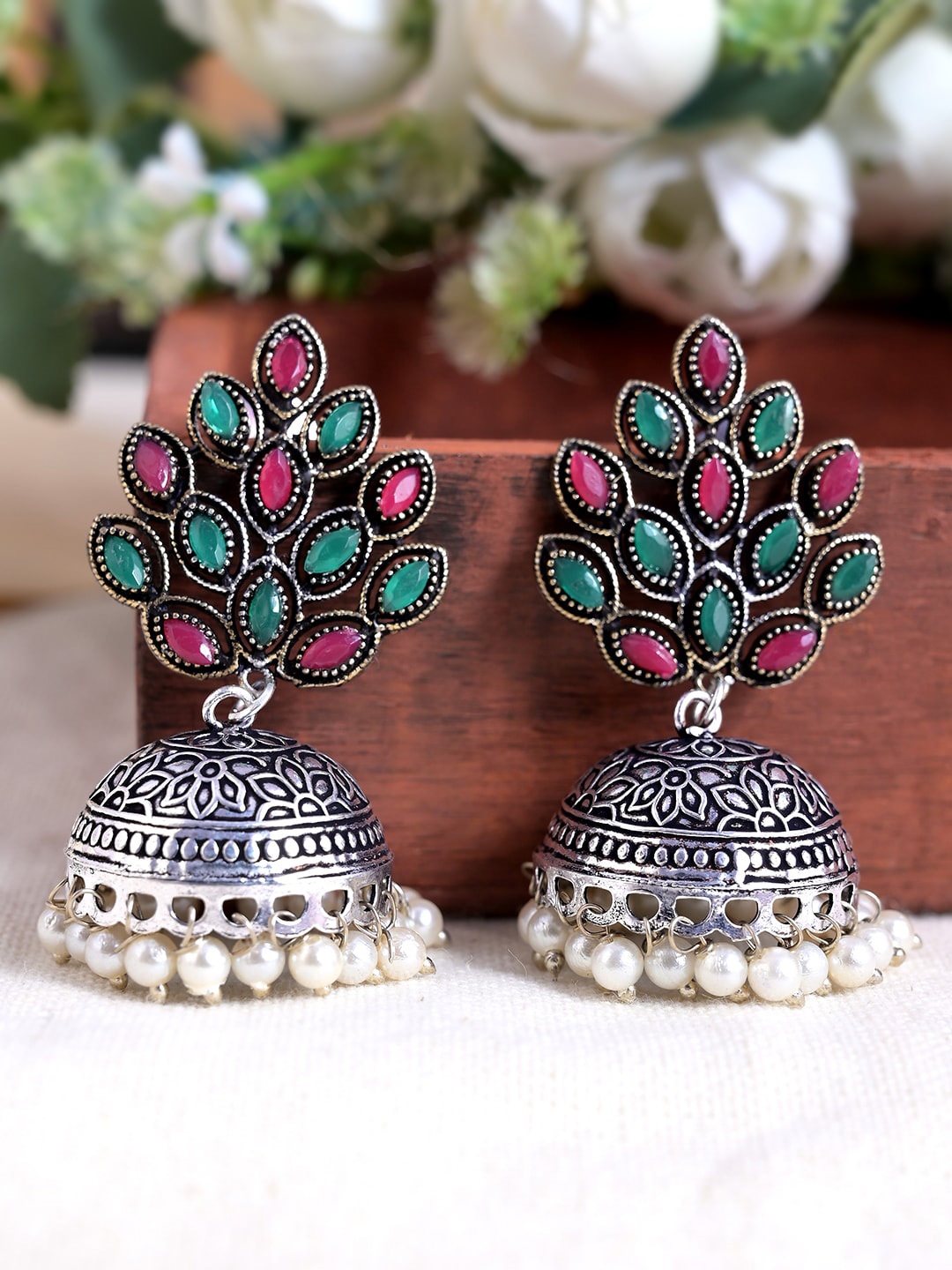 

AQUASTREET JEWELS Oxidised Silver-Plated & Green Leaf Shaped Jhumkas Earrings