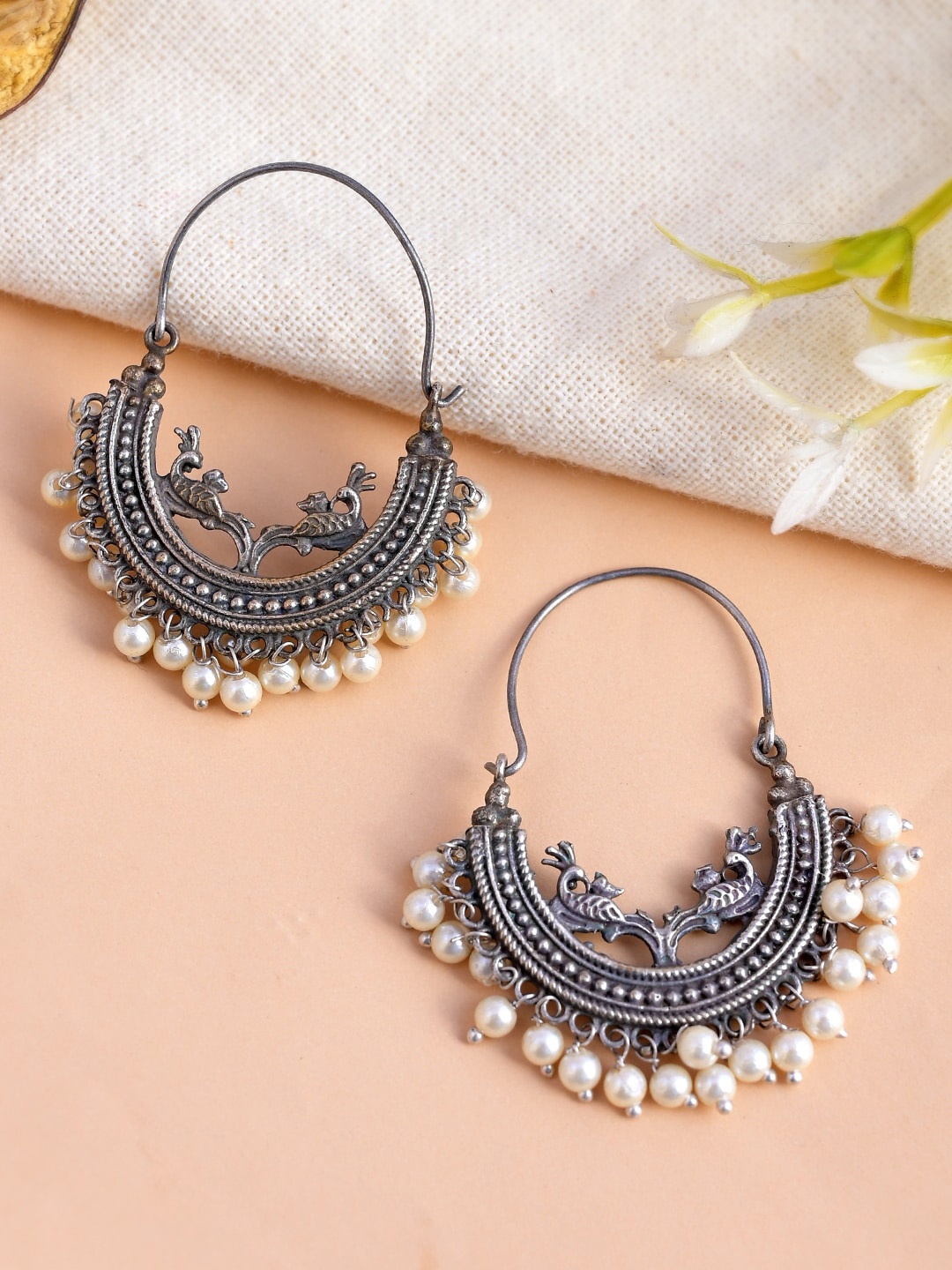 

AQUASTREET JEWELS Silver-Plated & White Circular Hoop Earrings