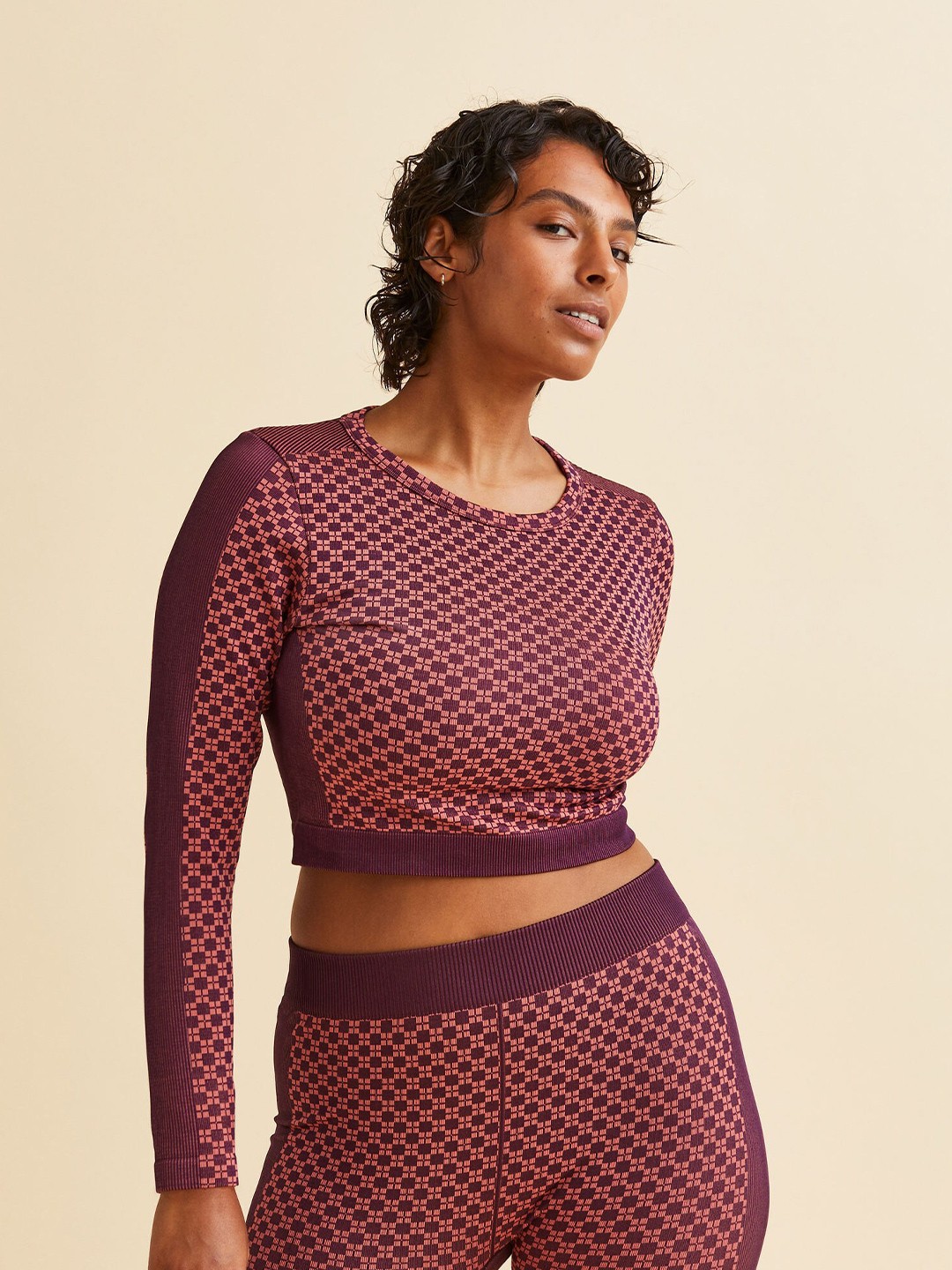 

H&M Women Purple Cropped Seamless Sports Top