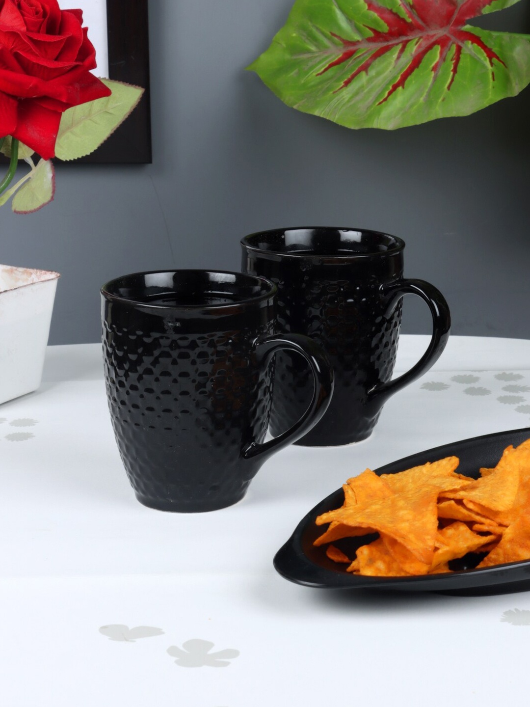

CDI Black 7 Pieces Dishwasher And Microwave Safe Ceramic Glossy Mugs With Wooden Tray