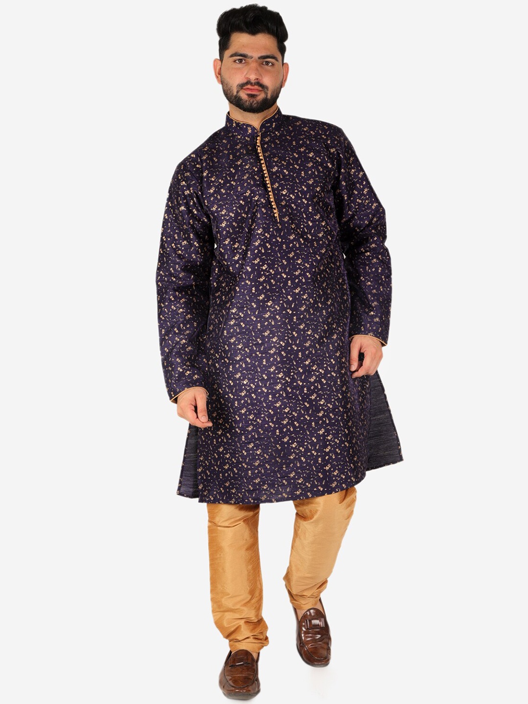 

Pro-Ethic STYLE DEVELOPER Men Navy Blue Pure Silk Kurta with Churidar