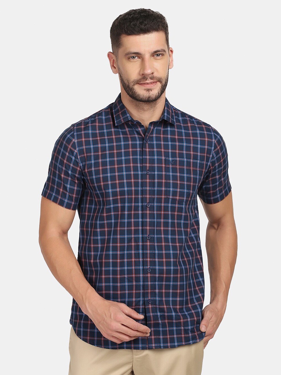 

Blackberrys Men Navy Blue Slim Fit Checked Casual Shirt