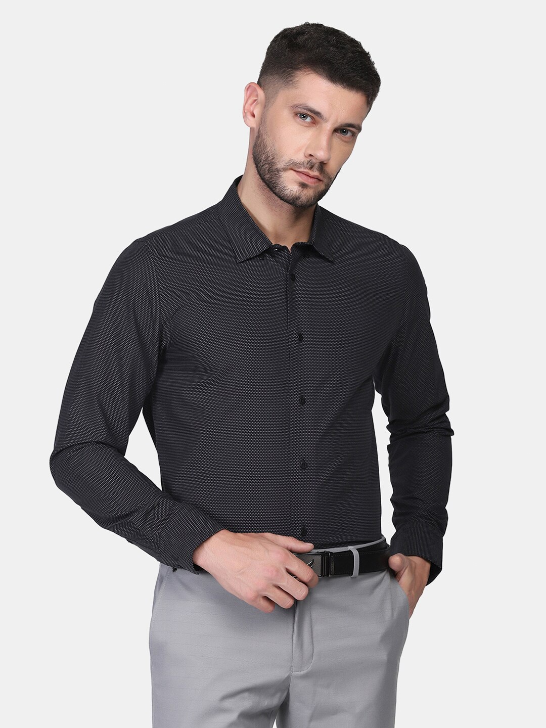 

Blackberrys Men Black Slim Fit Pure Cotton Formal Shirt
