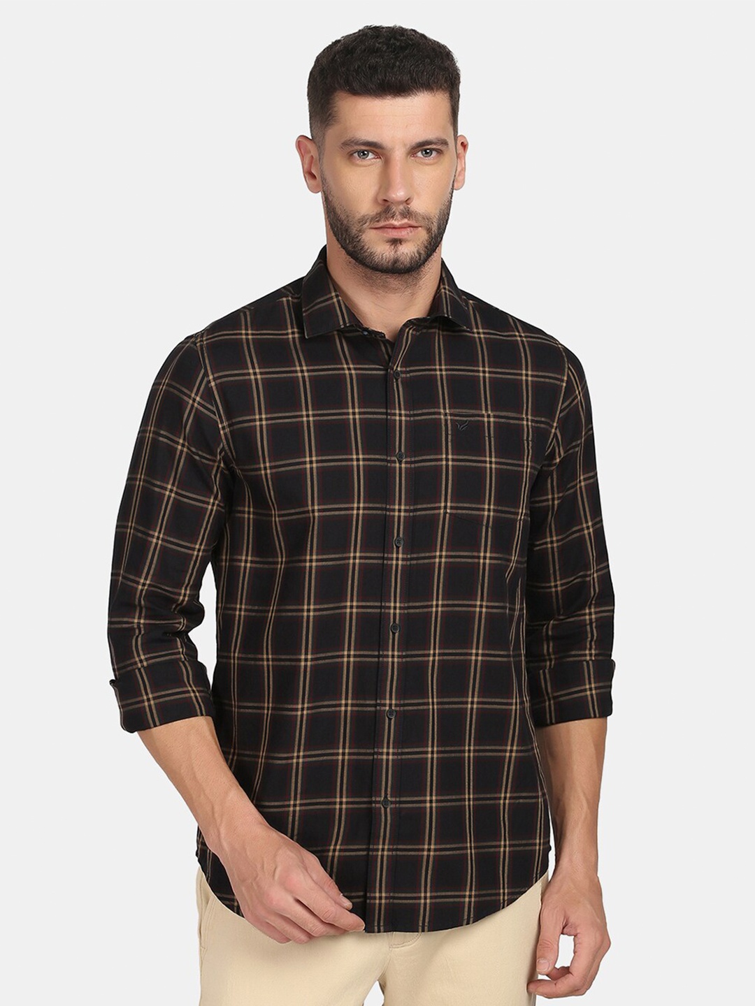 

Blackberrys Men Black Slim Fit Tartan Checked Pure Cotton Casual Shirt