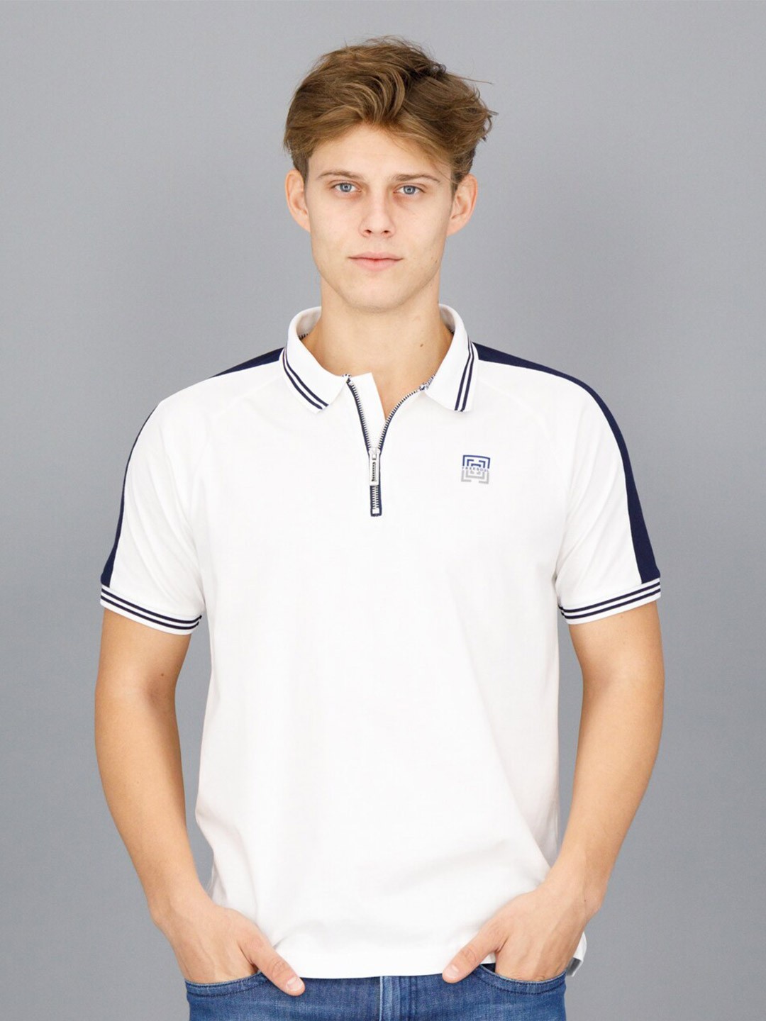 

FREESOUL Men White Polo Collar T-shirt