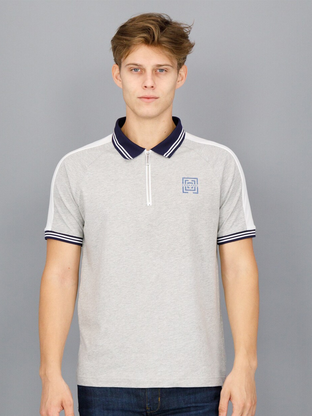 

FREESOUL Men Grey Polo Collar T-shirt
