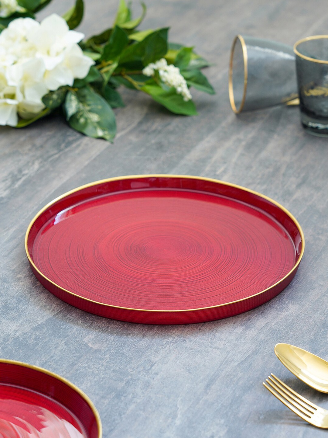 

Pure Home and Living Red Set of 2 Hand Painted Textured Glass Matte Plates