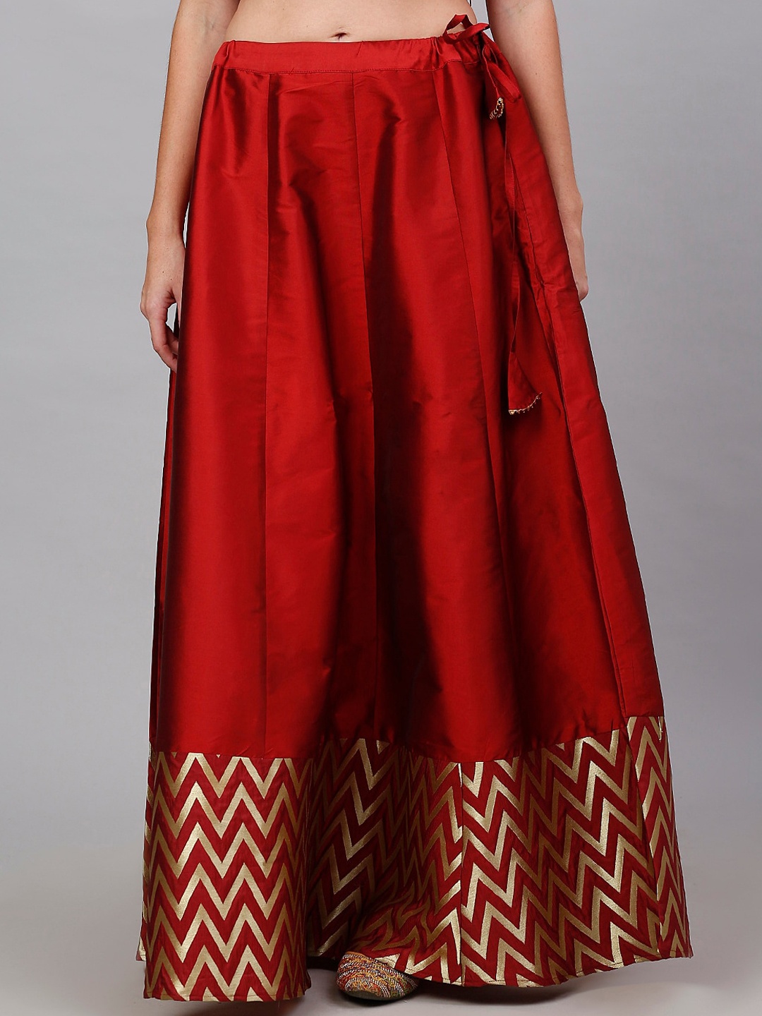 

NEUDIS Women Maroon & Gold-Toned Jacquard Poly Silk Maxi Skirt