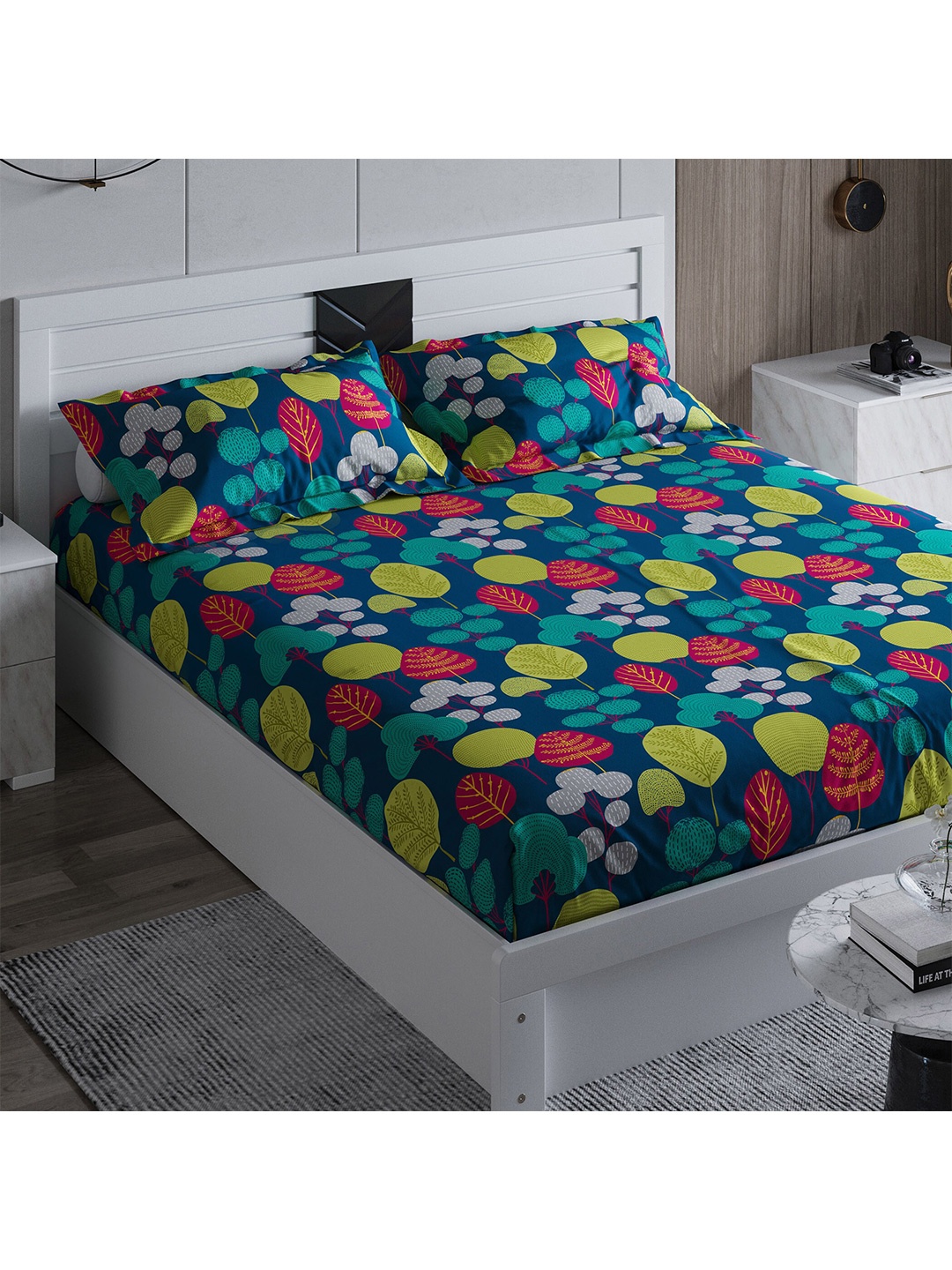 

Home Centre 210 TC Everyday Essentials Juniper Rockaway Printed Queen Bedsheet Set, Blue