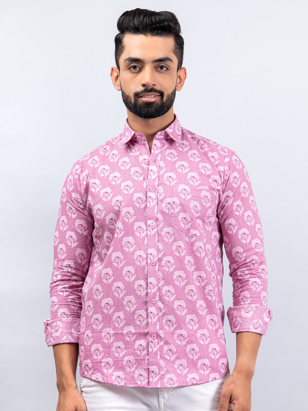 

Tistabene Men Pink Regular Fit Floral Printed Cotton Casual Shirt