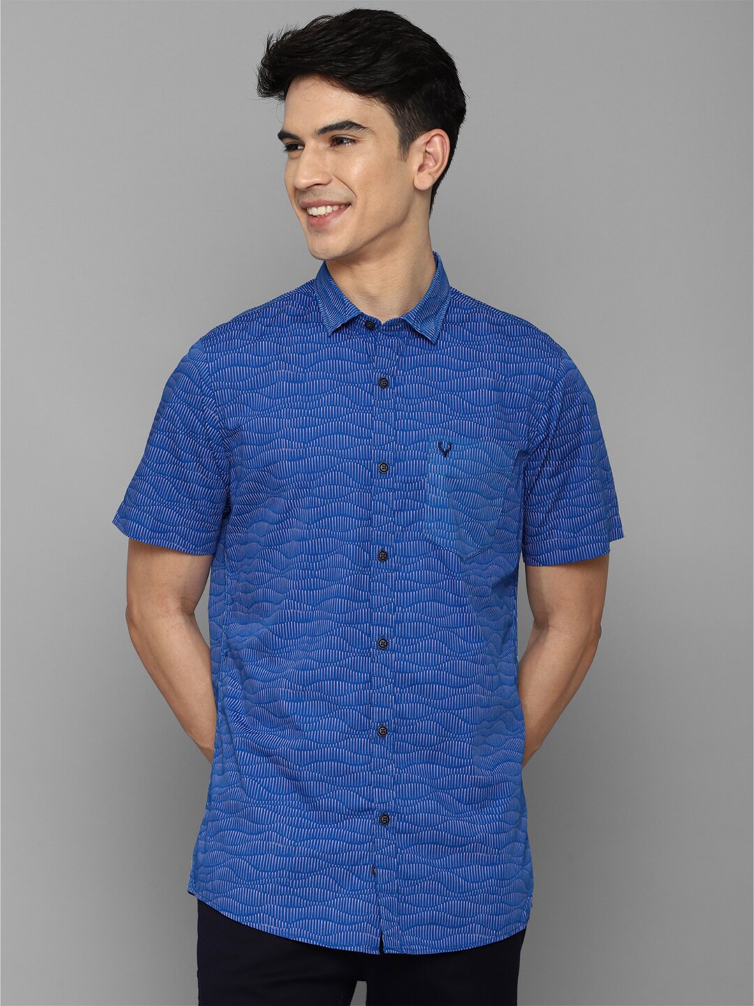 

Allen Solly Men Blue Regular Fit Printed Cotton Casual Shirt