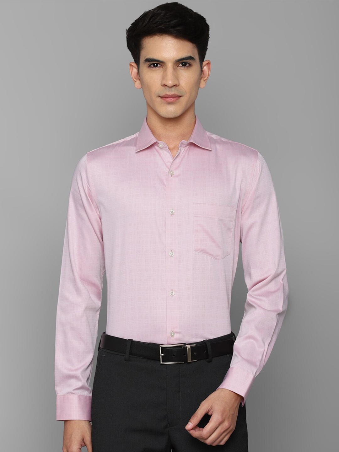 

Allen Solly Men Pink Slim Fit Checked Pure Cotton Formal Shirt