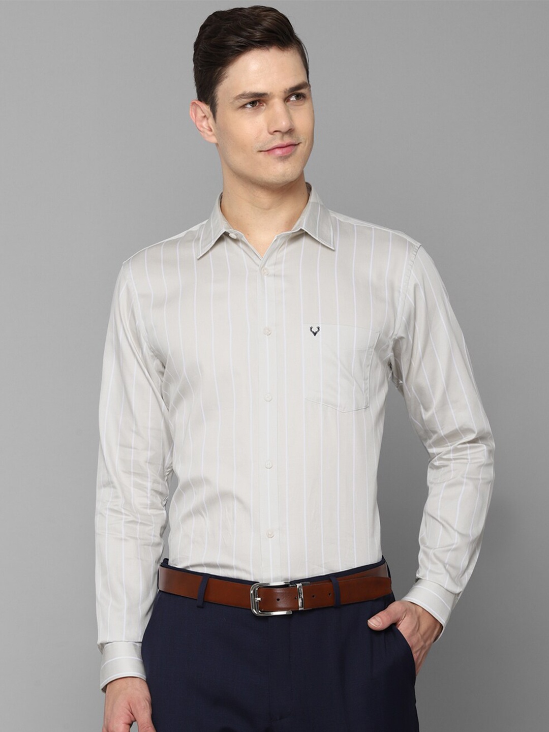 

Allen Solly Men Grey Slim Fit Striped Pure Cotton Formal Shirt