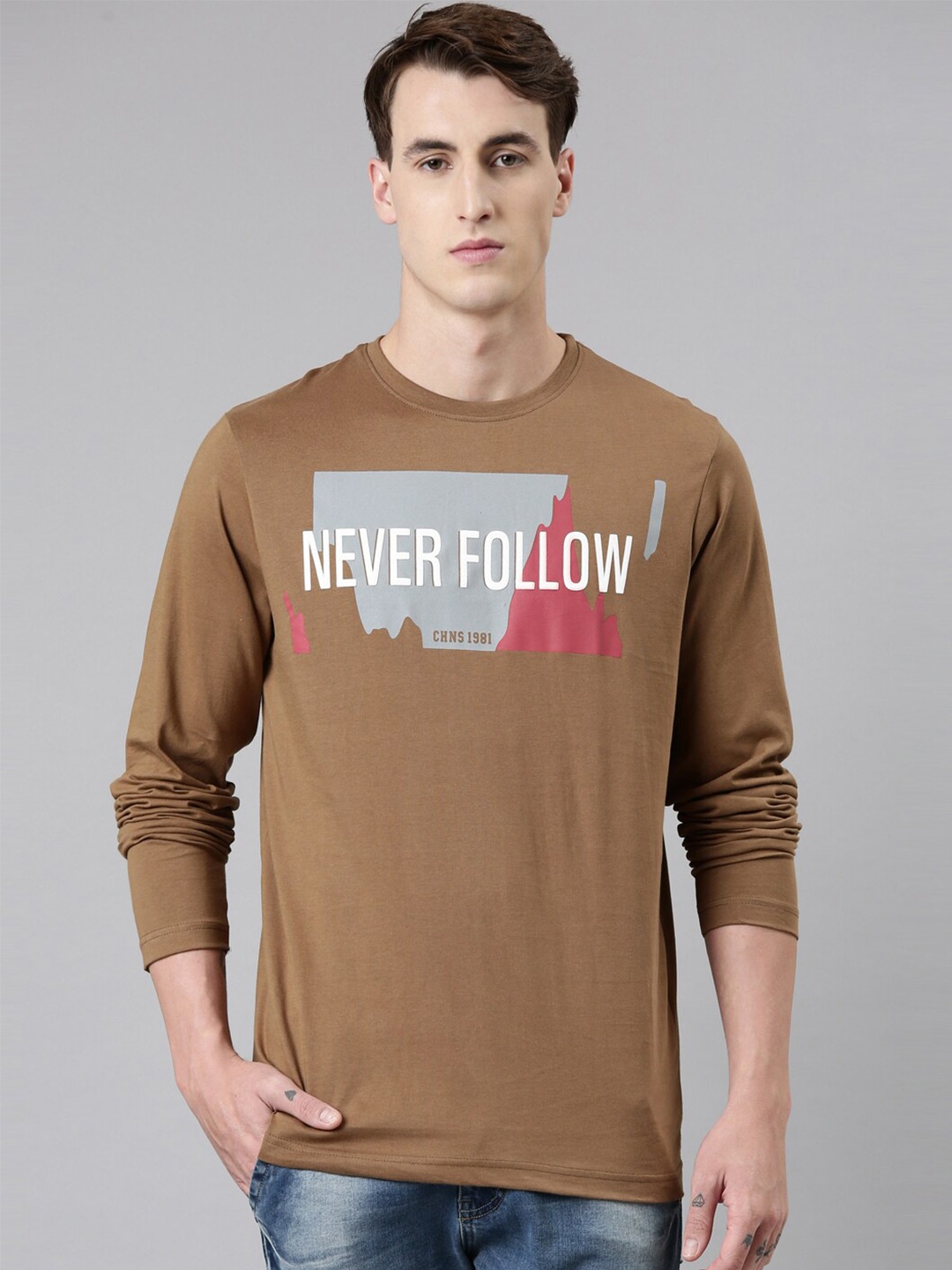 

Chennis Men Brown Typography Printed Slim Fit T-shirt