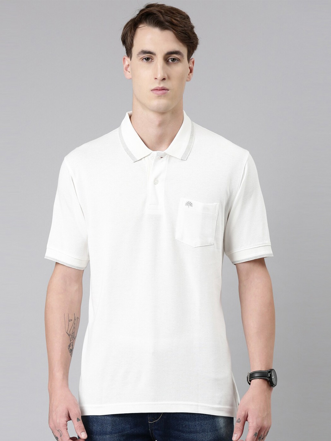 

Chennis Men White Polo Collar Cotton Slim Fit T-shirt
