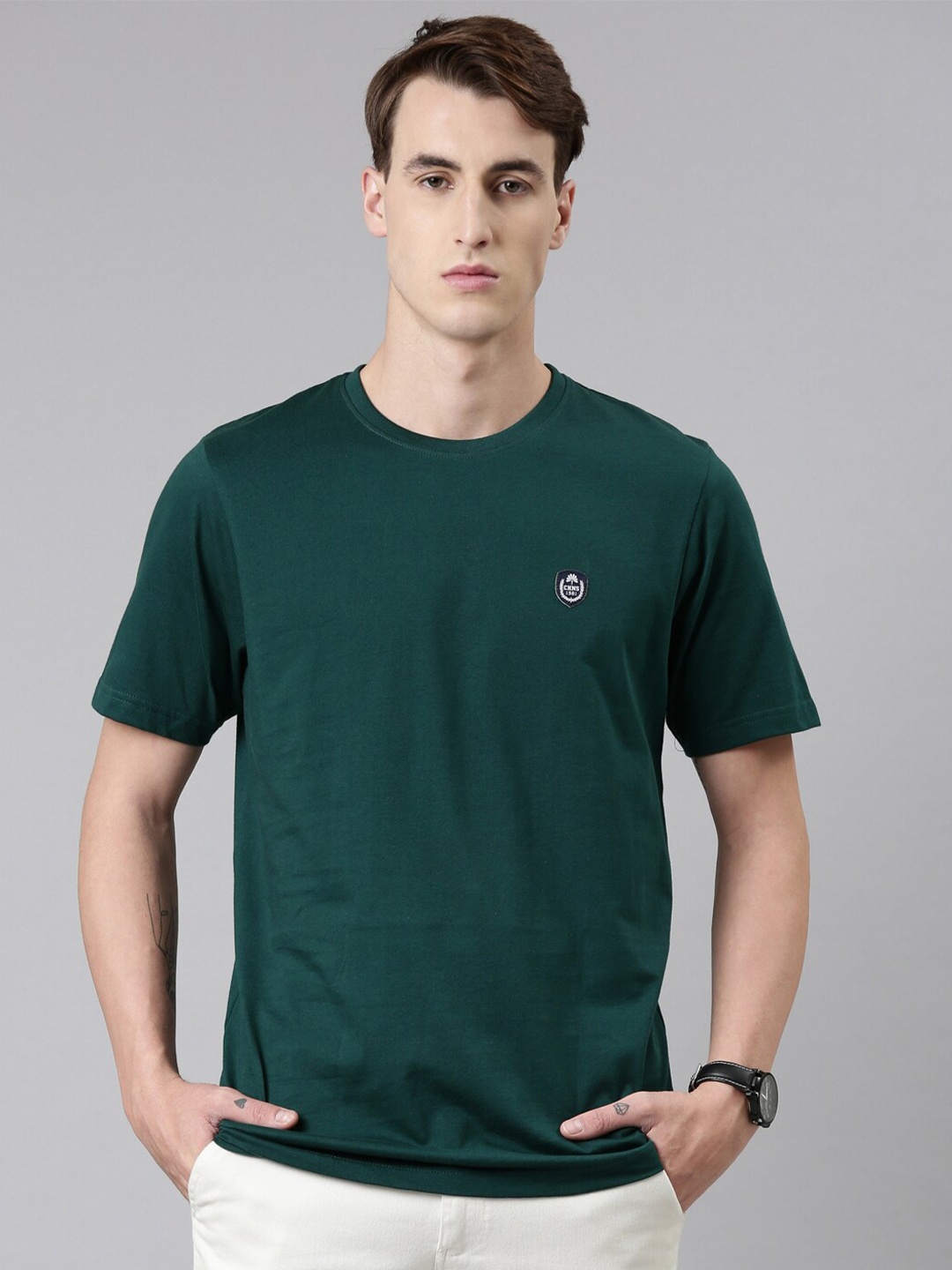 

Chennis Men Green Slim Fit T-shirt