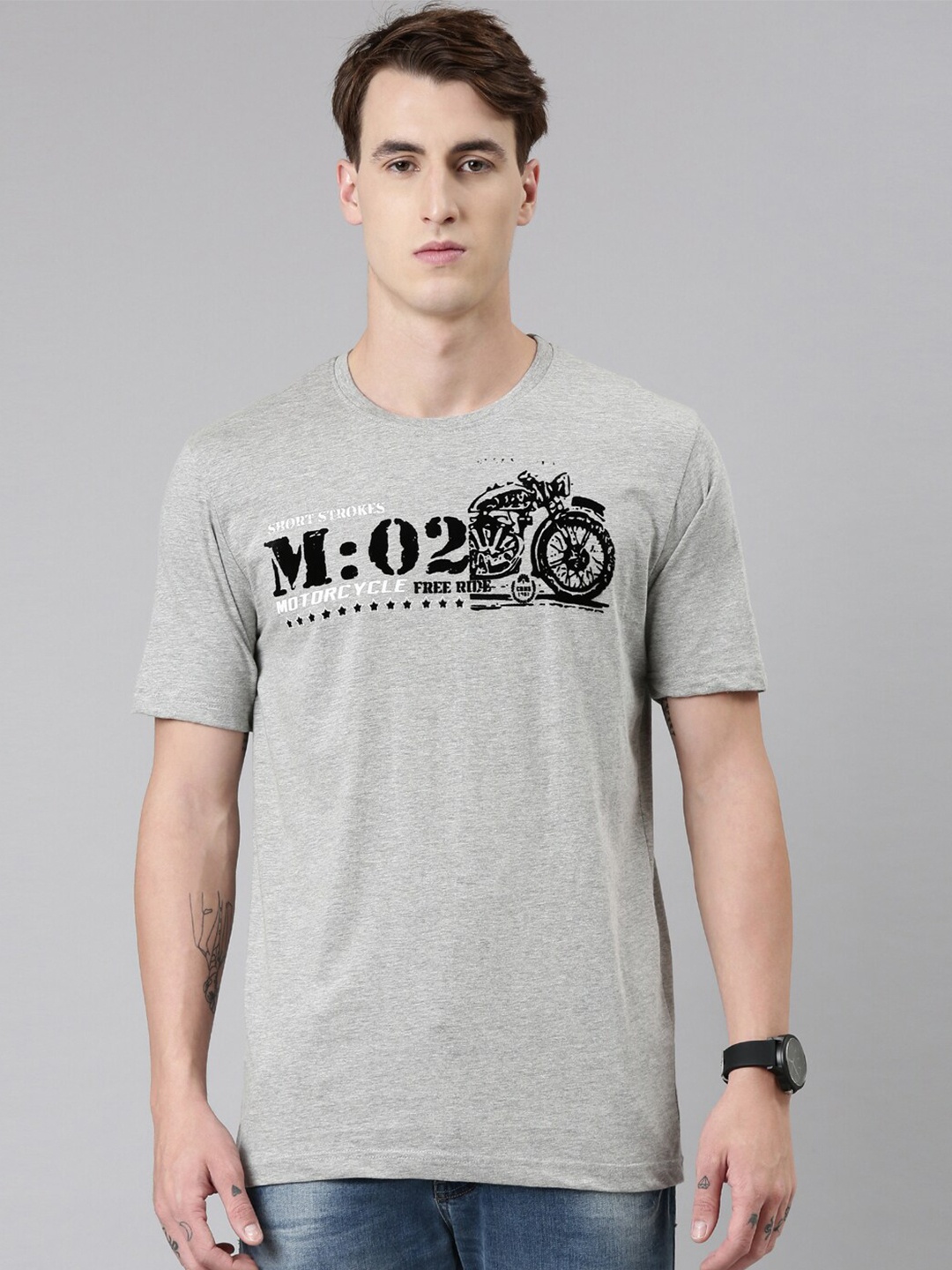 

Chennis Men Grey Melange Typography Printed Slim Fit T-shirt