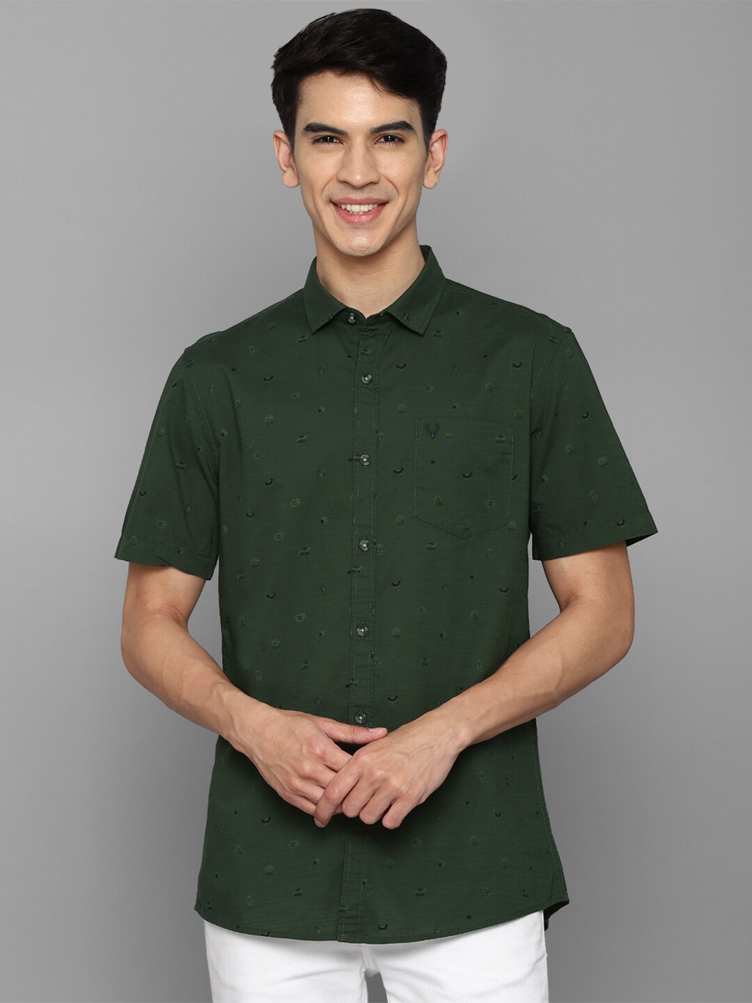 

Allen Solly Sport Men Green Printed Pure Cotton Casual Shirt