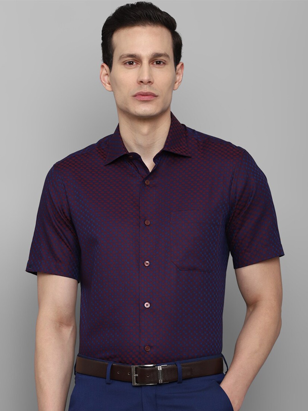 

Louis Philippe Men Purple Regular Fit Cotton Formal Shirt