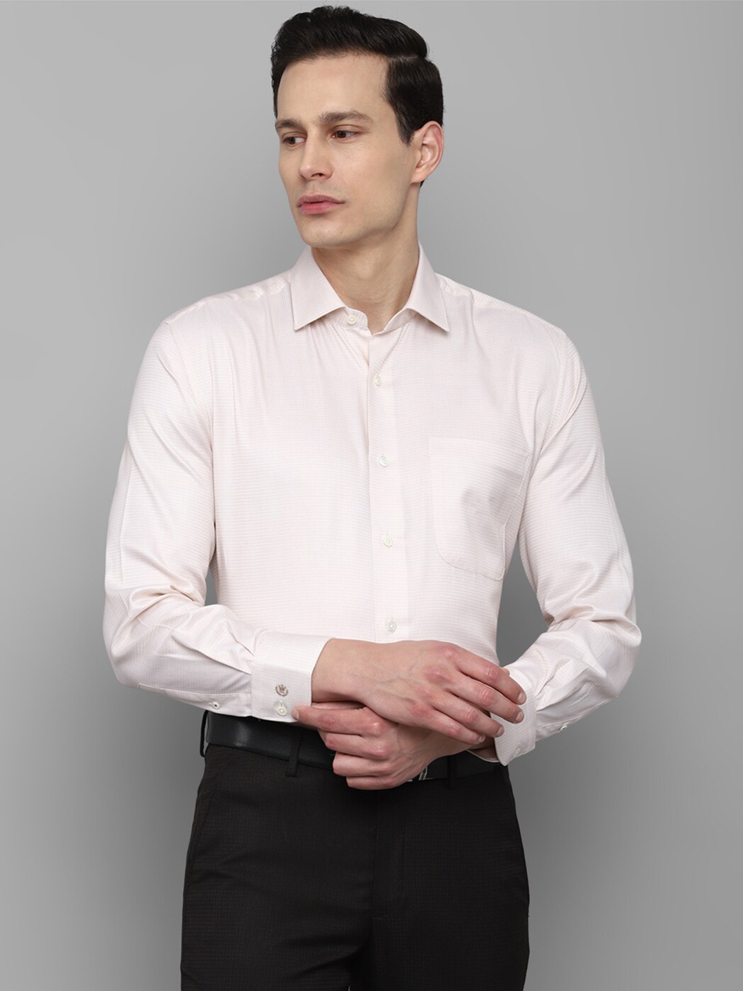 

Luxure by Louis Philippe Men Cream-Coloured Regular Fit Textured Cotton Formal Shirt