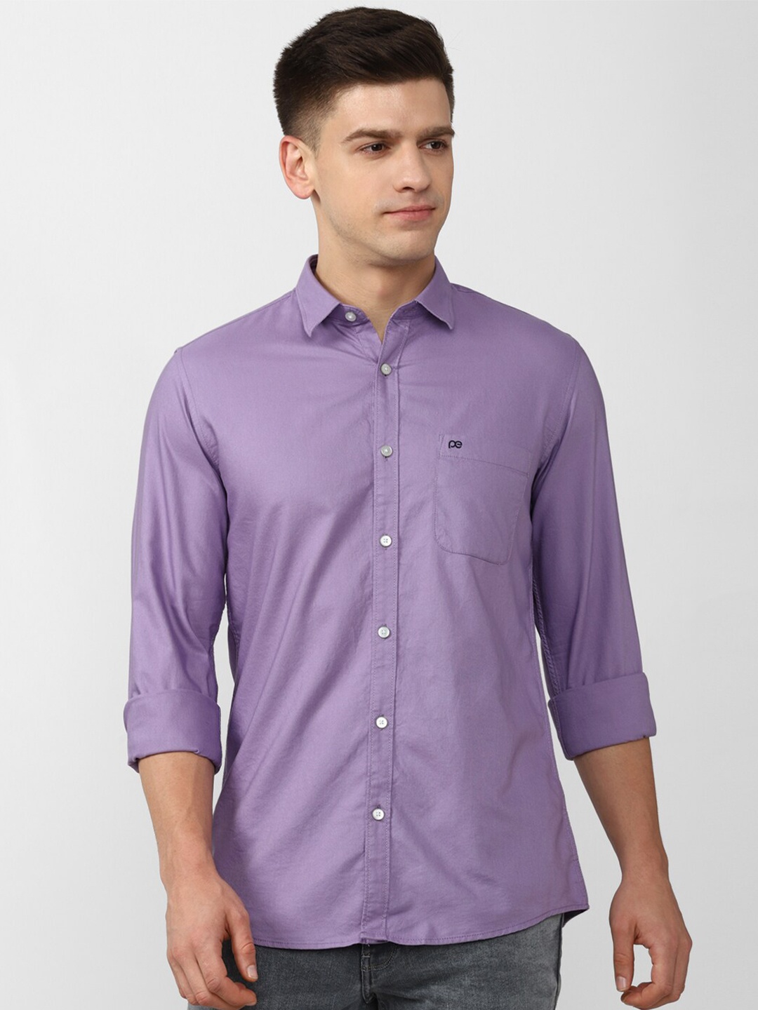 

Peter England Casuals Men Purple Slim Fit Solid Cotton Casual Shirt