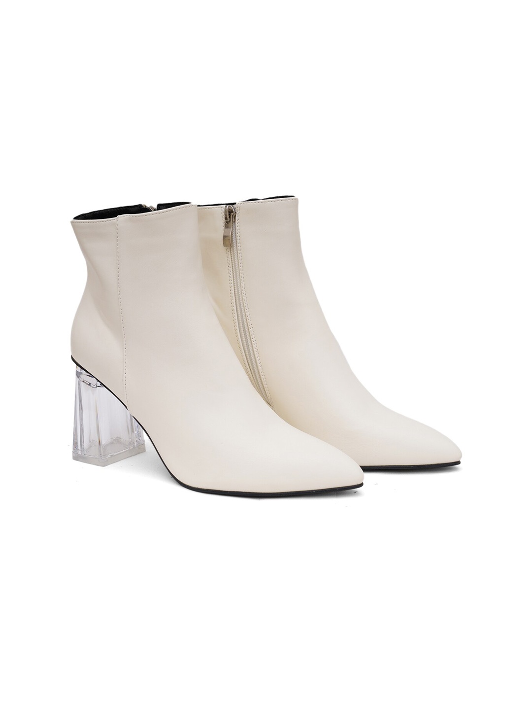 

SHUZ TOUCH Women White Solid Mid Top Block Heel Boots