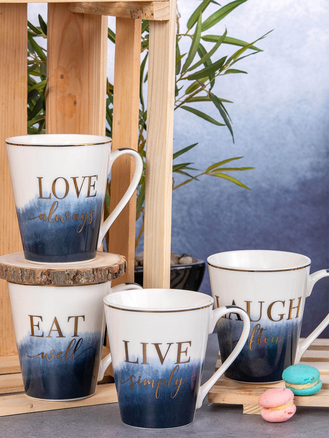 

White Gold White & Blue Set of 4 Printed Porcelain Glossy Mugs 310 ml Each