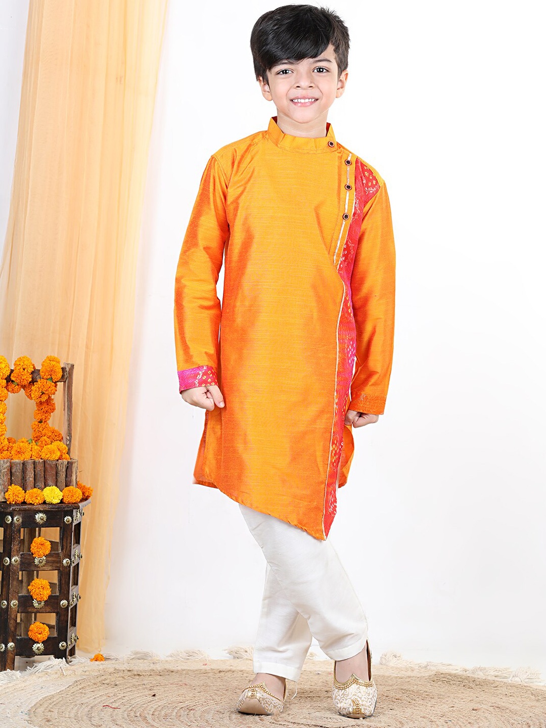 

Kinder Kids Boys Yellow Pure Cotton Kurta with Pyjamas