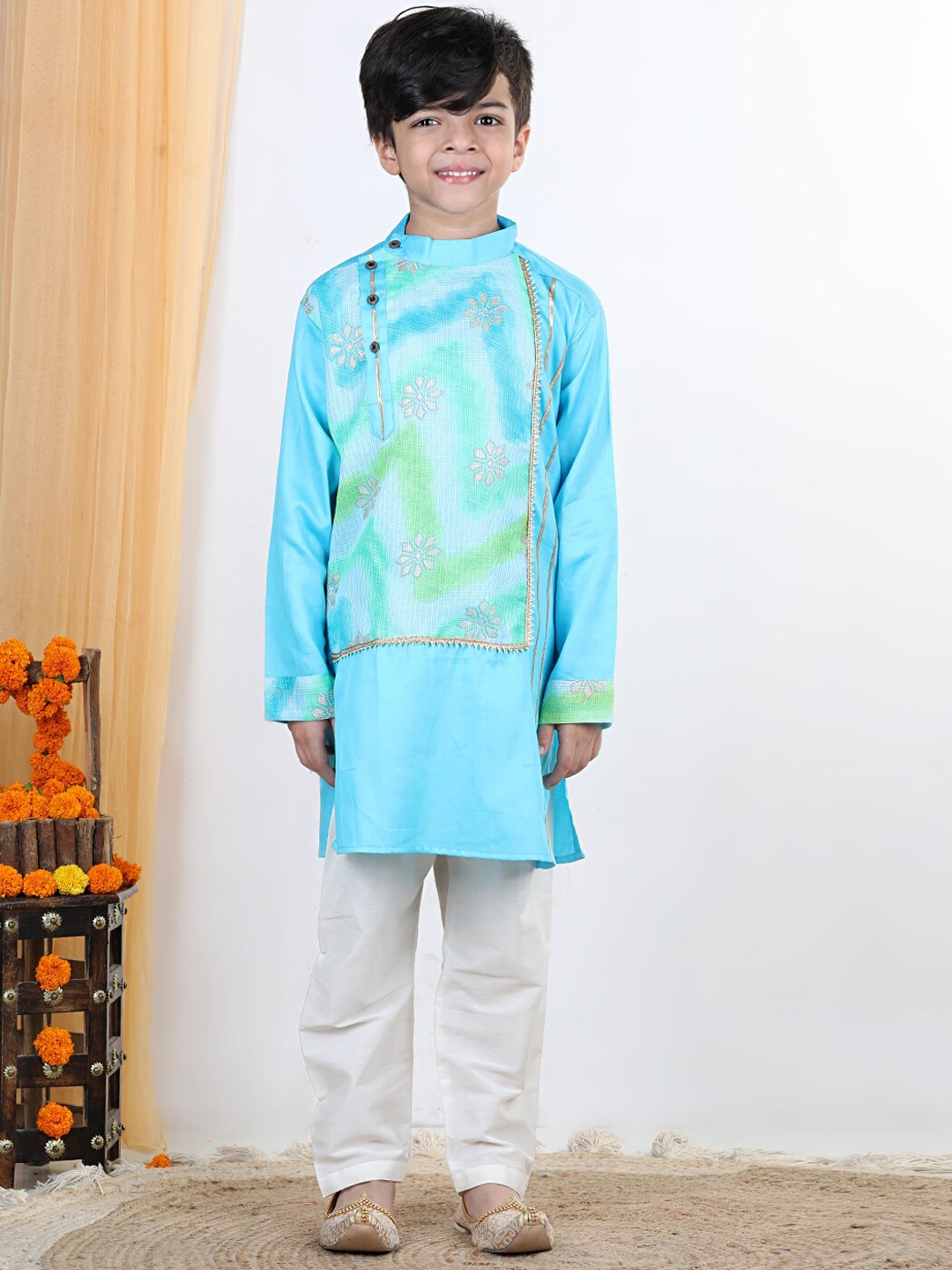 

Here&Now X Kinder Kids Boys Blue Ethnic Motifs Printed Pure Cotton Kurta with Pyjamas