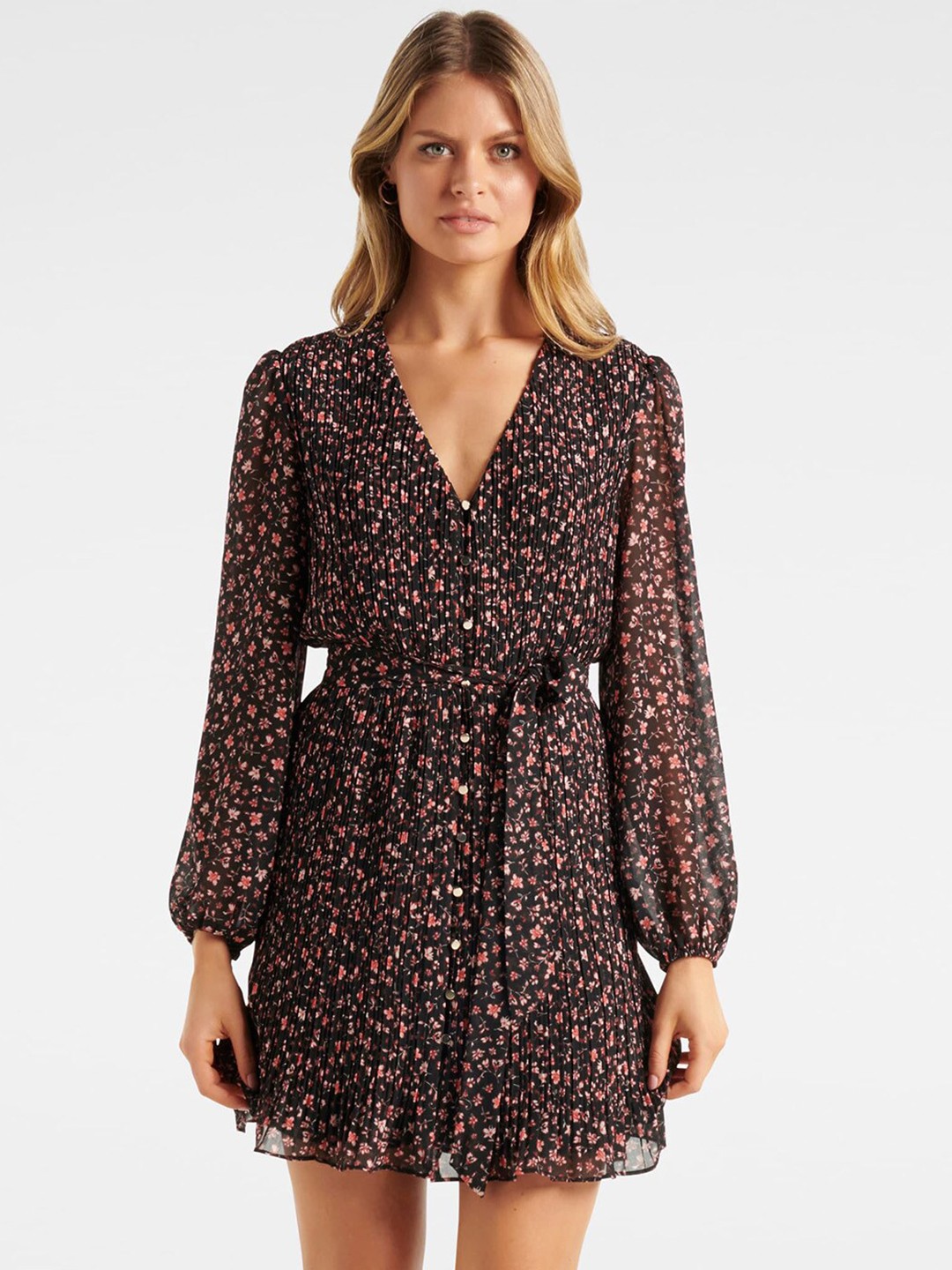 

Forever New Black Floral Printed Dress