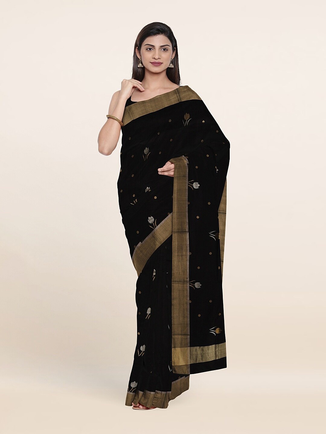 

Pothys Black & Gold-Toned Floral Zari Silk Cotton Saree