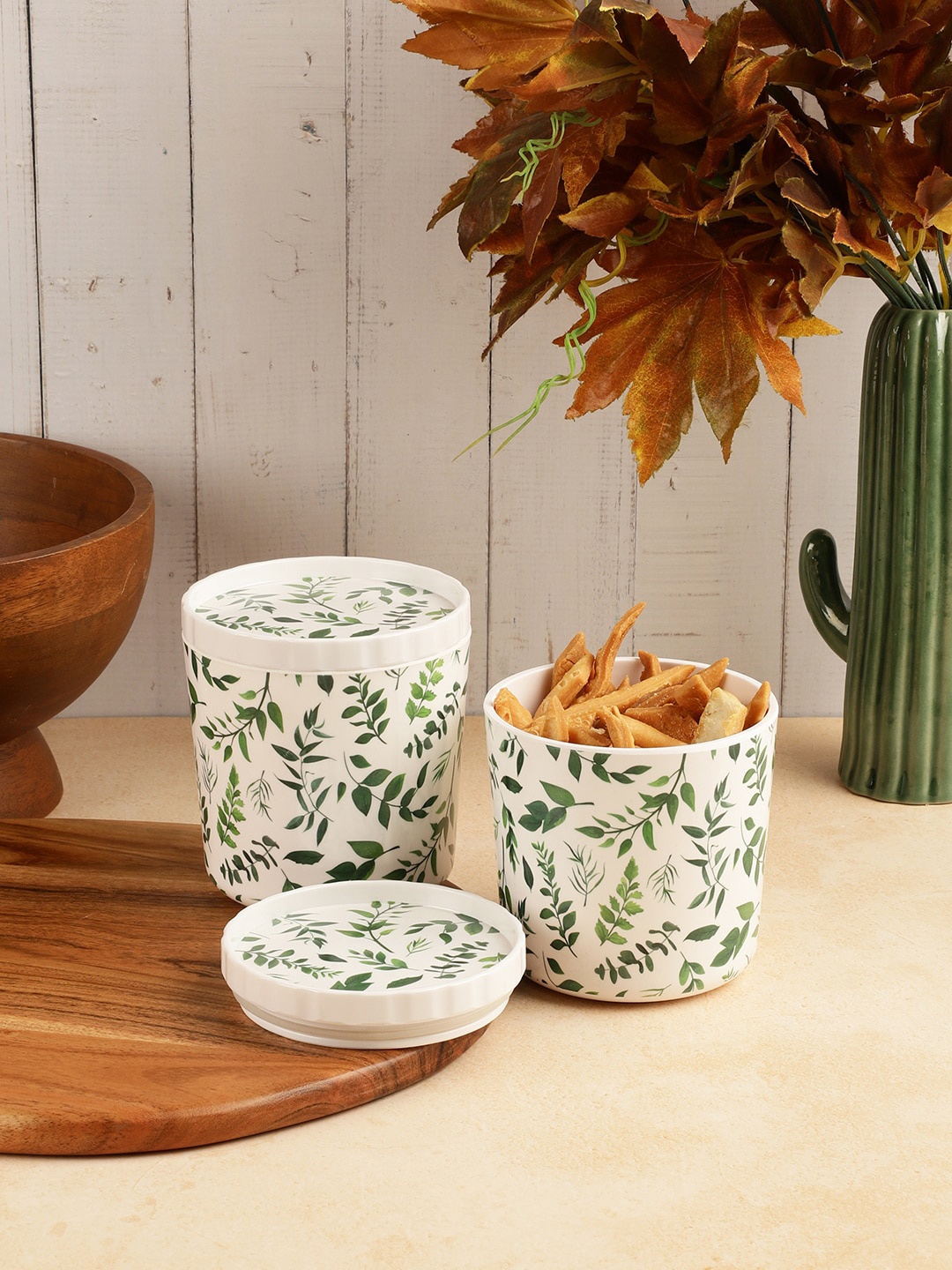 

Servewell White & Green Set Of 4 Air Tight Melamine Elegant Jars - 700 ml