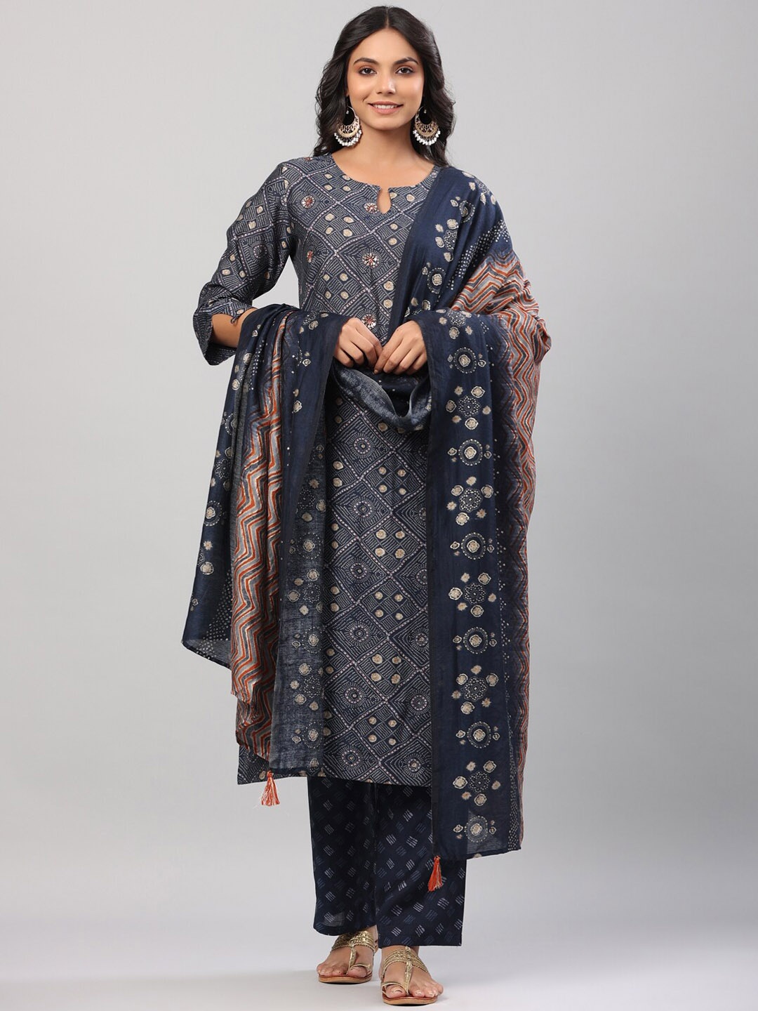 

Do Dhaage Women Navy Blue Bandhani Embroidered Beads and Stones Kurta with Trousers & With Dupatta